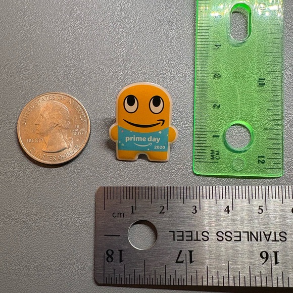 Amazon Employee Peccy Pin 2020 Safety Prime Day Hard Worker Work Fun Collectible - Picture 5 of 6